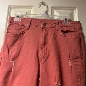 Shein 
Women’s 
Jeans 
Size 30 
Distressed
 Denim 
Excellent Condition